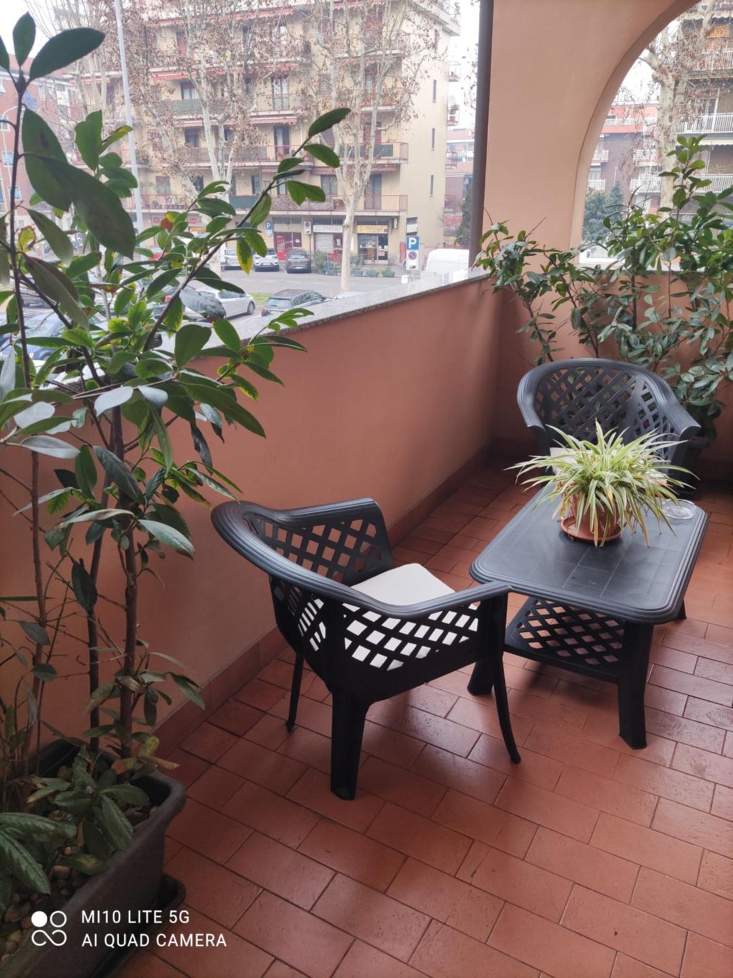 Hostal D'Annunzio House Cesano Boscone Eksteriør billede