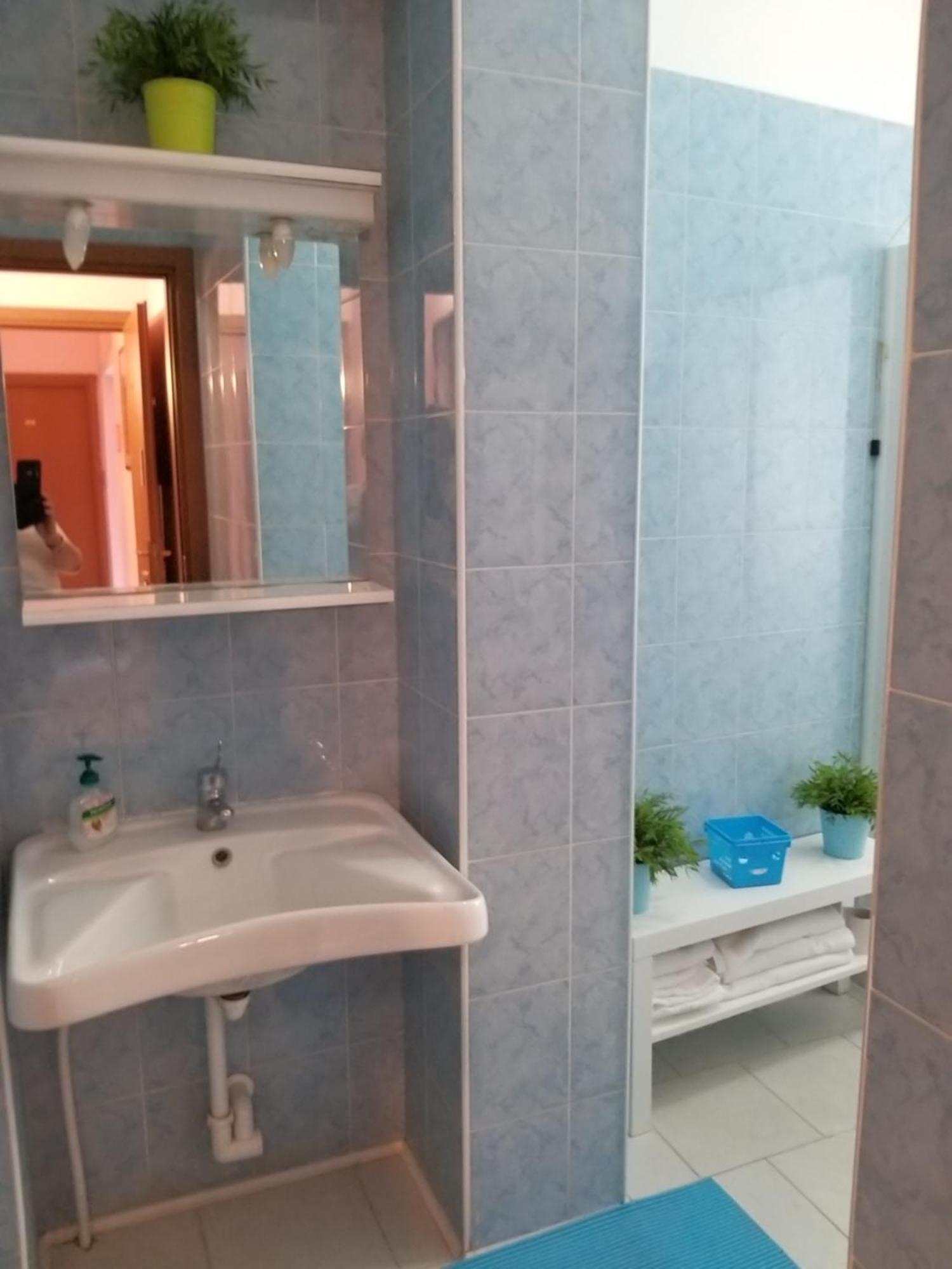 Hostal D'Annunzio House Cesano Boscone Eksteriør billede
